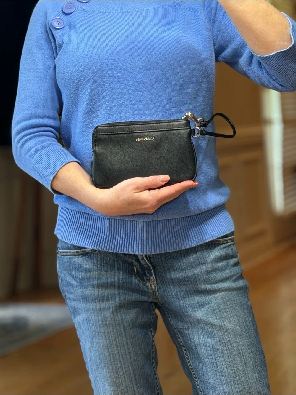 Calvin Klein 2010’s Minimalist Black Faux Leather Wristlet‎ (EUC)